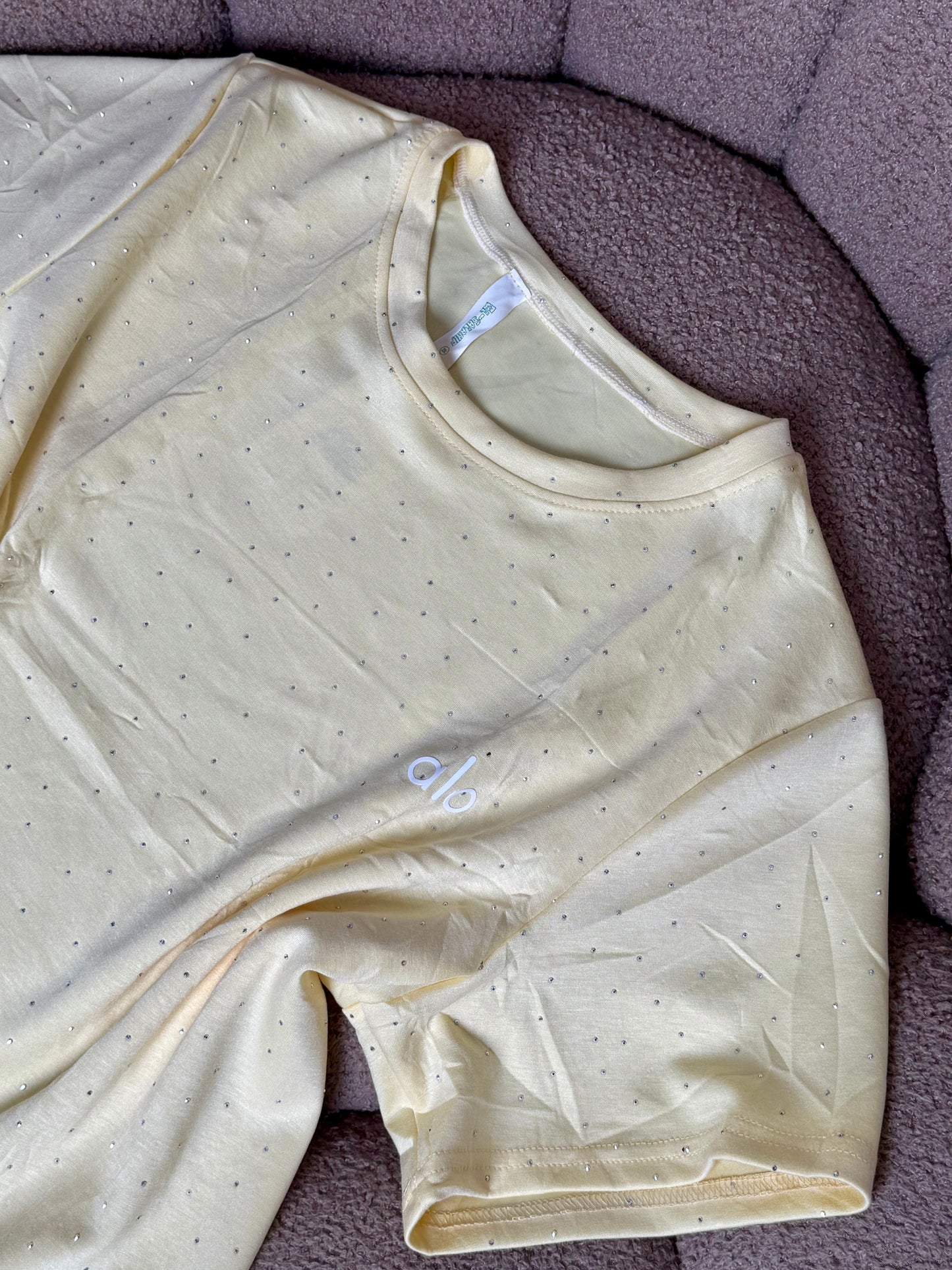 بيجامة alo لامعة