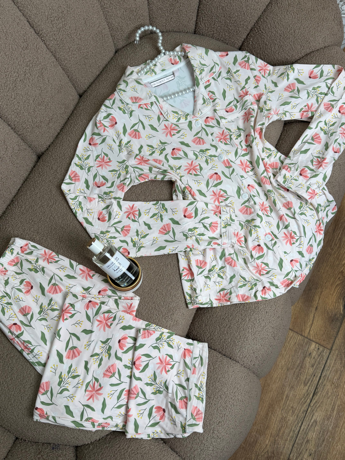 🌸 بيجامة Floral Elegance 🌸