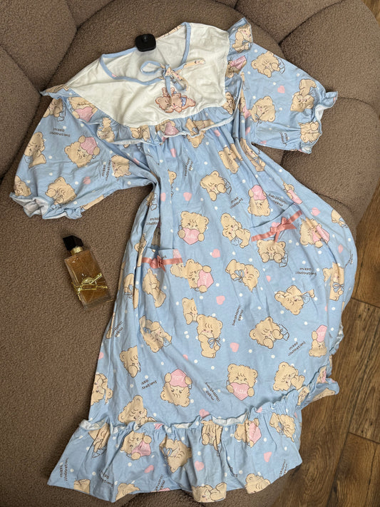 فستان صيفي بطبعة الدب اللطيف 💙