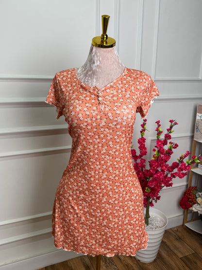 فستان صيفي بنقشة الأزهار 🌸👗