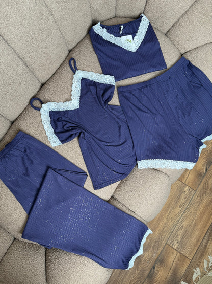 طقم رويال فيلفيت✨❤️