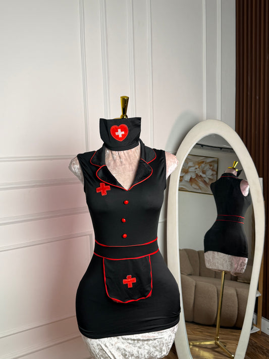 طقم الممرضة