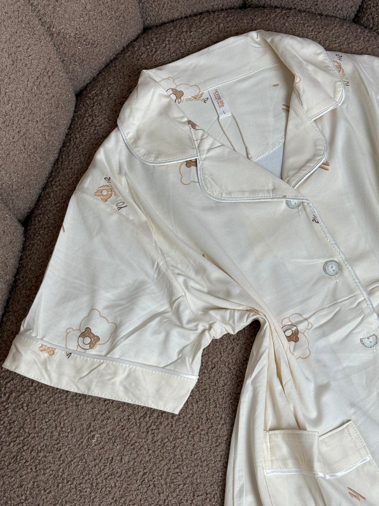 بيجامة القطة الهادئة 🐱