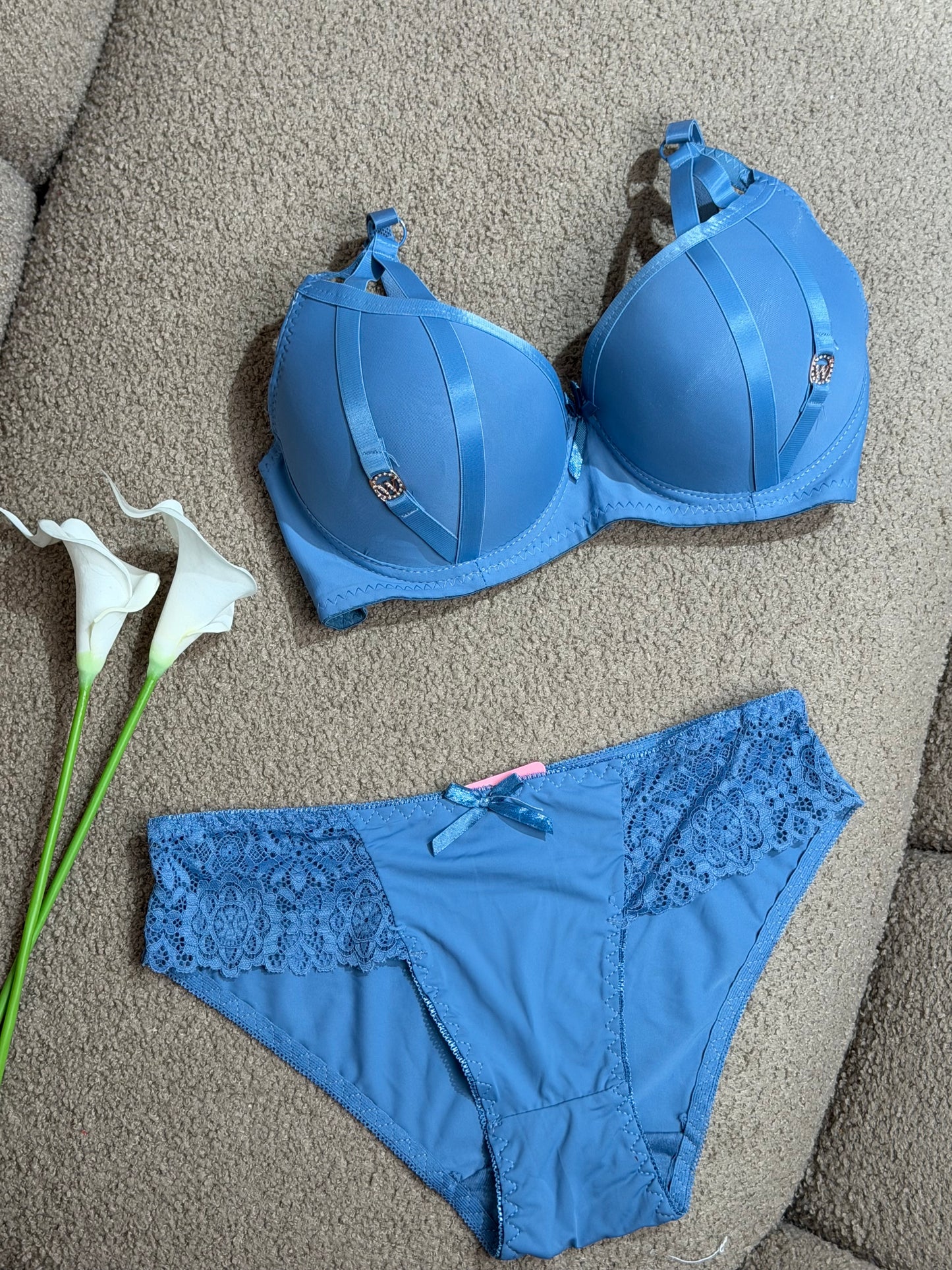 👙 طقم لانجيري أنيق
